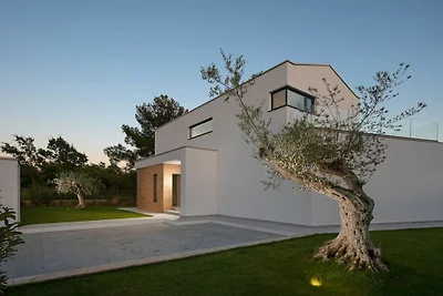 Villa in Hasselroth mit Schwimmbecken