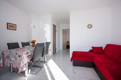 Apartments Happy Holiday - One Bedroom Apartm...