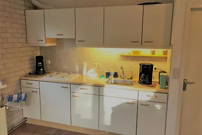 Bel bungalow a Beek con vasca idromassaggio