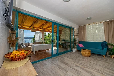Casa vista mare con bagnoschiuma