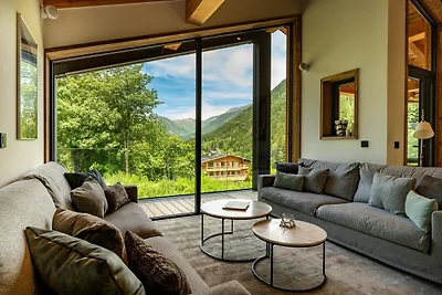 Peaceful hamlet + daily pastry delivery &...