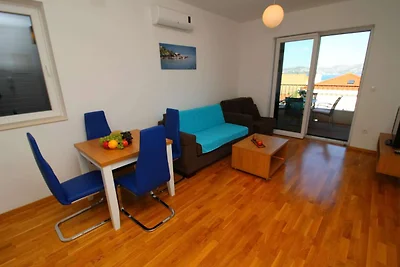 Apartments Kula - Comfort One Bedroom Apartme...