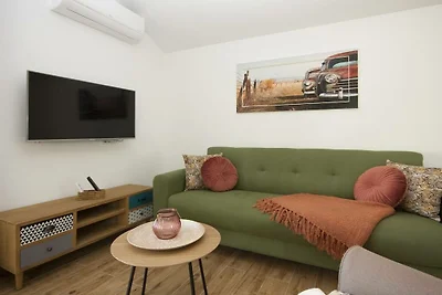 Apartments Tonia - Apartment Mala A1