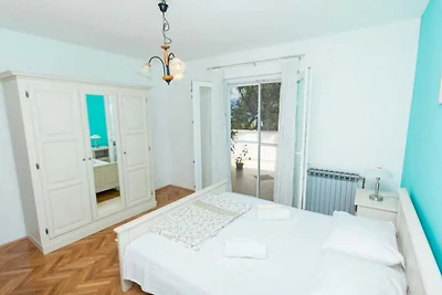 Wohnung in Trogir mit Schwimmbecken