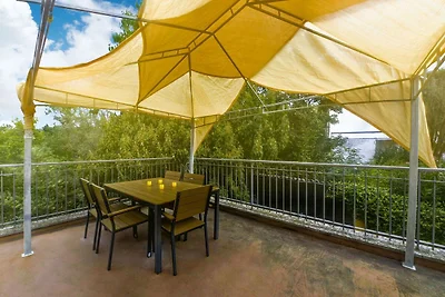 Wohnung in Portacomaro mit Garten
