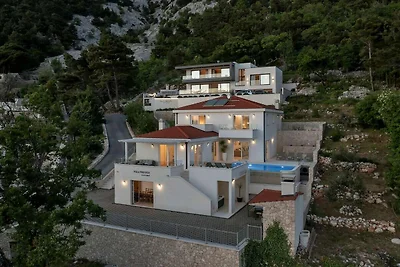 Luxusvilla in Baška Voda