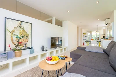 Tarida - Apartment In Marina Manresa.