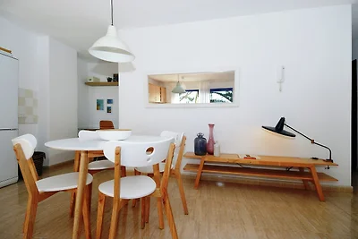Modernes Apartment in Arrecife mit Terrasse