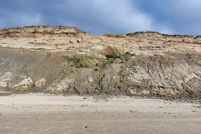 Modernisiertes Kustenrefugium-By Traum