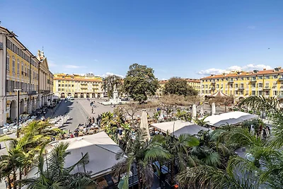 Appartamento centrale con 2 camere da letto a...