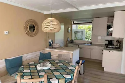 Sonniger Garten-Retreat-Bungalow