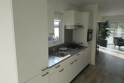 Chalet mit Geschirrspüler im grünen Kempen
