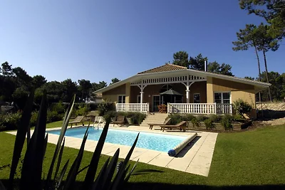 Wunderschöne Villa mit privatem Pool