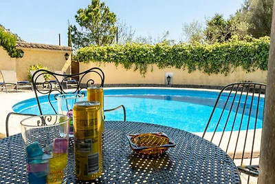 Villa in Pollenà mit privatem Pool und Grill