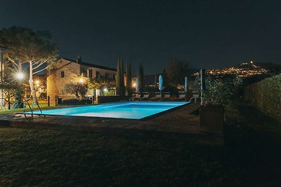 Casa vacanze d'epoca con piscina a Cortona
