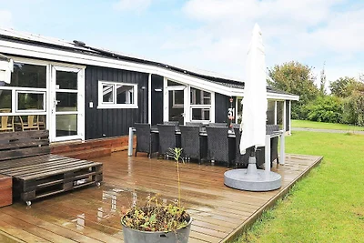 Luxuriöses Poolhaus in Lonstrup