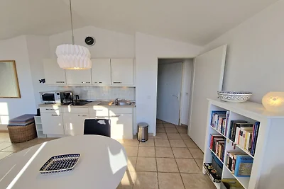 Appartement met balkon op een zonnige locatie...