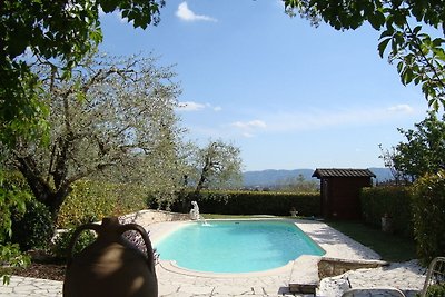 House in the Pistoia countryside with pool an...