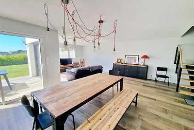 Moderne villa van 710 m² op 100 meter van het...