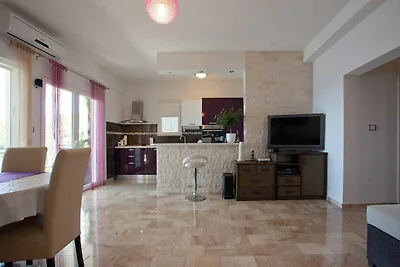 Wonderful Visinisce Apartments with Terrace a...