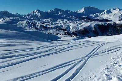 Ruhiges Chalet in Plagne 1800 mit Terrasse