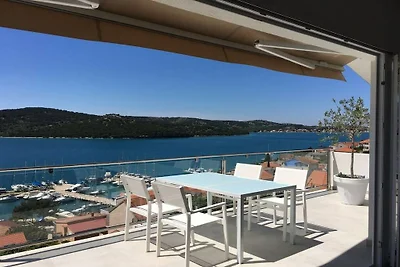 Ferienwohnung in Tisno mit Schwimmbecken