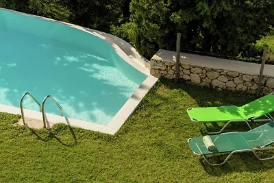 Charmant, warm vakantie huis, prive zwembad, ...