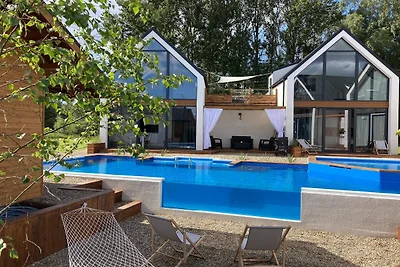 Vakantiehuis in Świnoujście met Zwembad