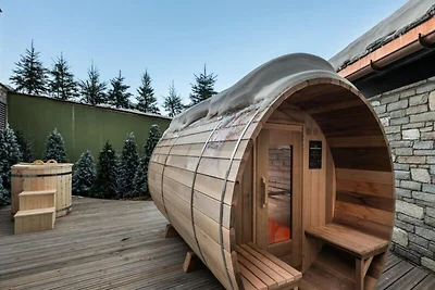 Appartamento a Courchevel con spa e piscina