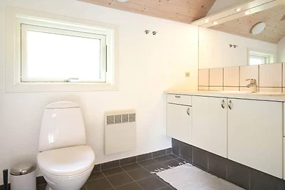 6 osob apartament w Aakirkeby-By Traum