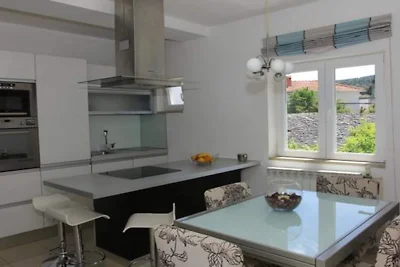Three Bedroom Apartment A4+2