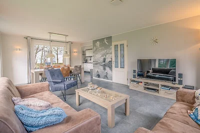 Charmante Villa in der Nähe von Meer und Wald