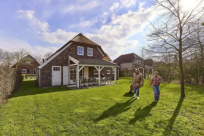 Villa in Roggel nabij stadscentrum