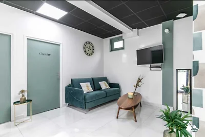Amplio apartamento de 3 habitaciones y 10 pla...