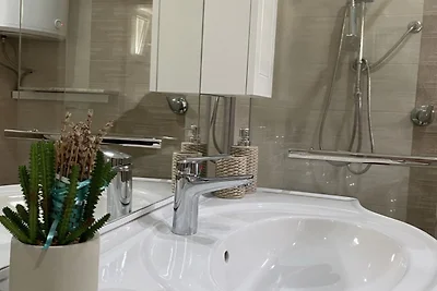 Luxury Lovran Apartments with Swimming Pool -...