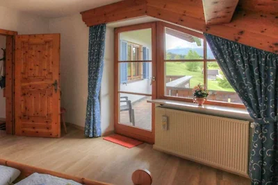 Ferienwohnung in Krün mit Schwimmbecken