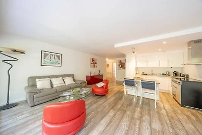 Charming Apartment with pool 2BR/4P -...