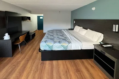 1 Kingsize-Bett | Rauchen, Minikühlschrank