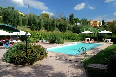 Casa vacanze tra Firenze e Pisa.