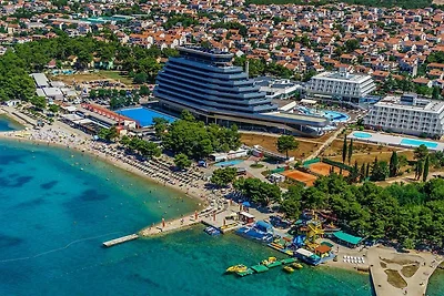 Wohnung in Vodice nahe Male Vrulje Strand