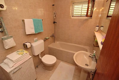 Apartment Kim- Two Bedroom Apartment with Ter...