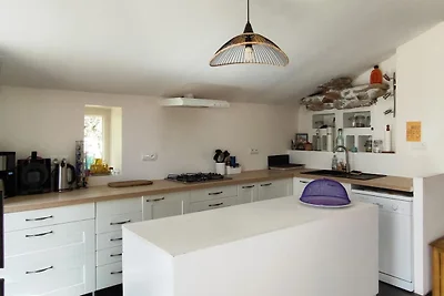 Charmantes Haus mit Swimmingpool.