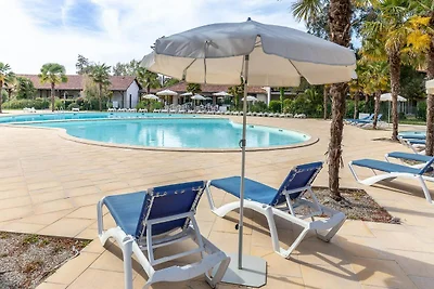 Strandvakantiehuis met zwembad en tennisbaan