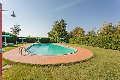 Appartamento con piscina a Tuoro sul...