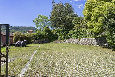 Appartamento d'epoca con giardino