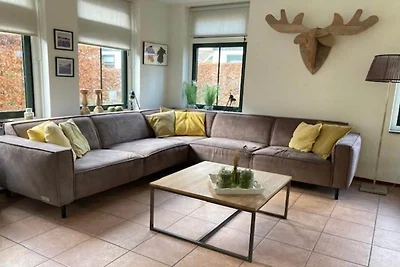 Renoviertes Chalet in Schoorl mit Garten