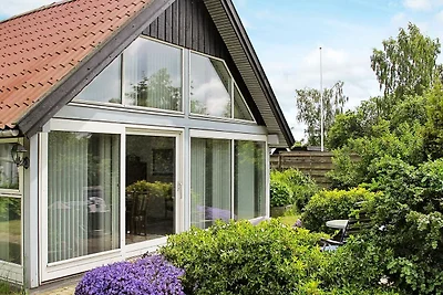 4 Personen Ferienhaus in Køge