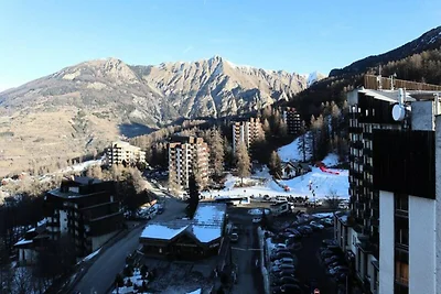 Wohnung in Les Orres mit Blick auf das Tal