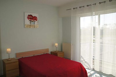 Gemütliche Wohnung in Rochefort mit Balkon