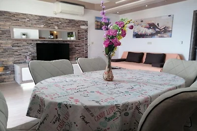 Apartment Libe with Sea View Trogir - Two Bed...